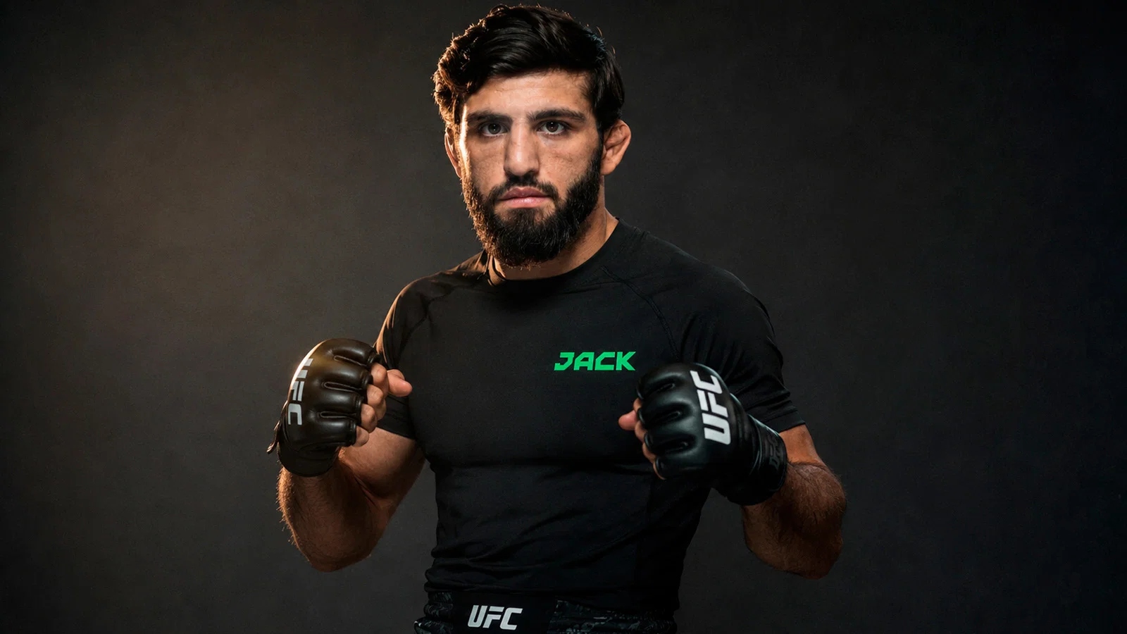 Arman Tsarukyan Admits He Didn't Know Who Bruce Wayne Was Until Fans Started Calling Him Batman